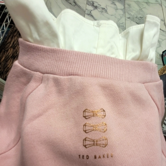 TED BAKER Dusty Pink Evliin Logo Frill Sweatshirt "Wink In Pink" Size 2 US - Picture 13 of 16
